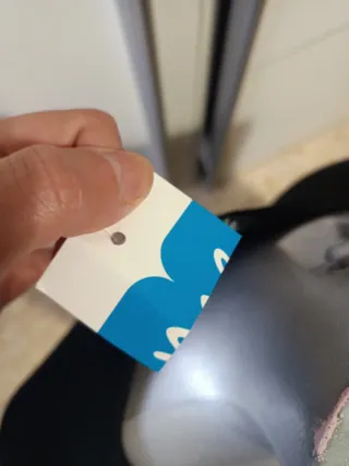 Blusa negra mujer con volantes