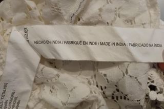 Blusa encaje floral blanca talla S