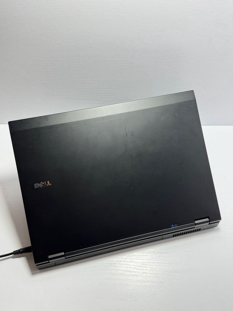 Dell Latitude E5500 Core 2 Duo / 4Gb / 500Gb afbeelding 5