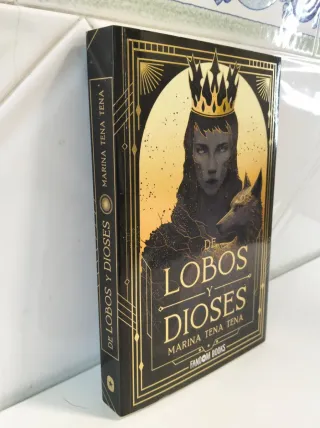 De lobos y dioses