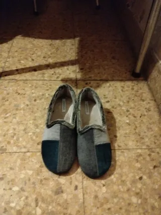 Zapatillas de casa talla 39 sin estrenar