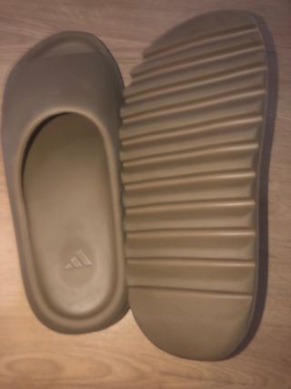 Chanclas Adidas Yeezy Slide Onyx originales