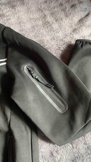 Sudadera Nike con cremallera