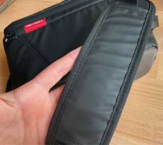 Borsa a spalla espandibile per fotocamera e droni