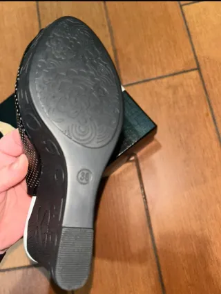 Sandali Solo Soprani Zeppa e Plateau N.38