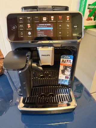 Cafetera Espresso Automática Philips 5500