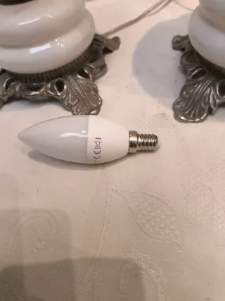 Coppia di lampade da tavolo antiche