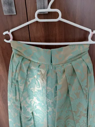 Falda larga fiesta dorada y verde