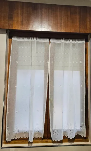 8 ventanas de castaño varias medidas.