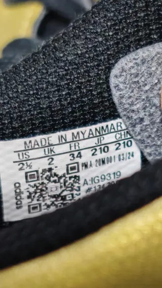 Botas Adidas Messi niño T.34 doradas