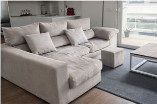 Cómodo Sofá chaiselongue gris