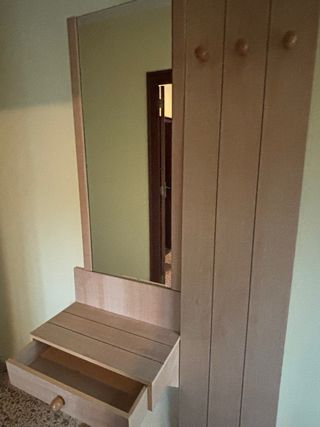 Mueble recibidor madera y espejo