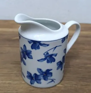 JUEGO DE CAFÉ DE PORCELANA VISTA ALEGRE