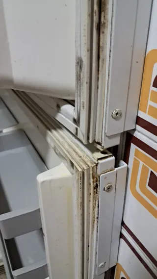 Nevera antigua funcionando perfectamente