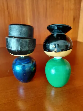 Bambole Kokeshi vintage con testa mobile