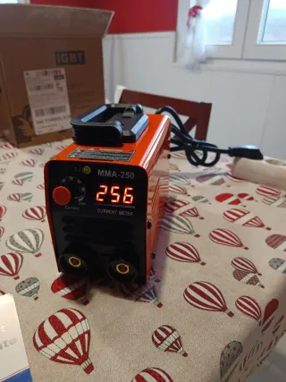 Máquina Soldar MMA-250 Inverter