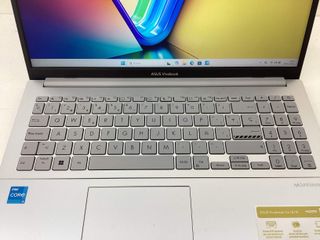 pc portatil asus vivobook go