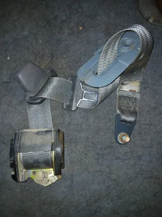 Cinturón Seguridad Land Rover Discovery