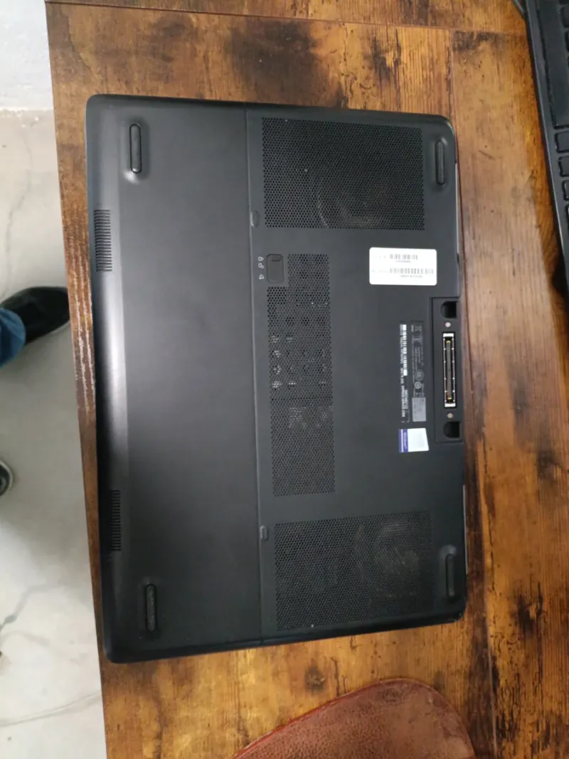 Dell Precision 7520 i7-7820HQ 32GB RAM 238GB SSD afbeelding 3