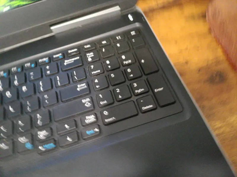 Dell Precision 7520 i7-7820HQ 32GB RAM 238GB SSD afbeelding 8