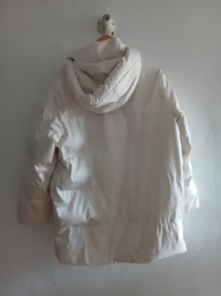 Chaqueta Zara Beige con Capucha