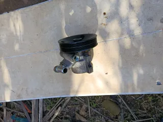 Caja de dirección asistida