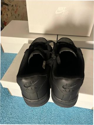 Nike Air Force 1 Low '07 Negras Talla 41