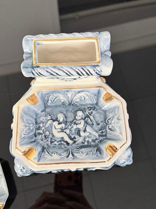 Ceniceros Cerámica Capodimonte Querubines Azules