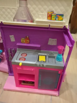 Camión de Comida Barbie Morado