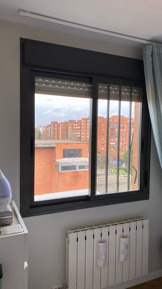 5 Ventanas Dobles con Reja y Persiana y 2 simples