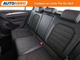 Volkswagen Golf 2.0 TDI Sport by R-Line BlueMotion