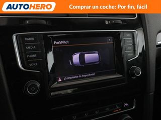 Volkswagen Golf 2.0 TDI Sport by R-Line BlueMotion