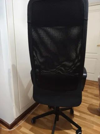 Silla Markus Ikea Negra