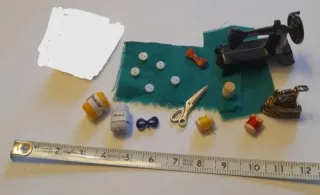 Miniaturas Casa Muñecas Costura