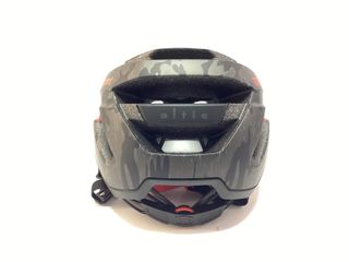 casco ciclismo 100% altis