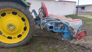 Sembradora Monograno Monosem 7 Cuerpos