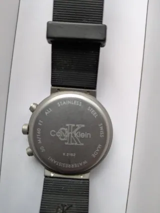 Calvin Klein K2182 Reloj Negro y Plateado