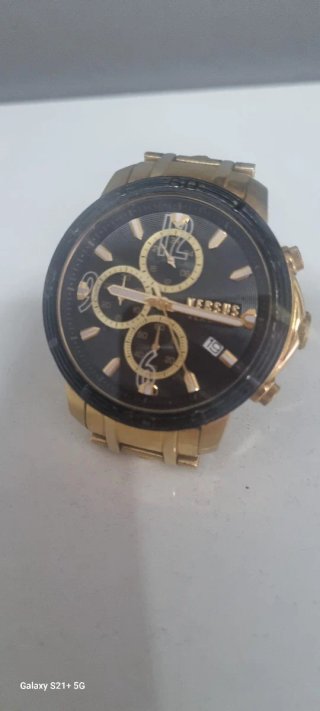 Reloj Versus Versace Negro y Dorado