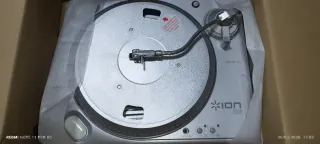 Tocadiscos USB ION