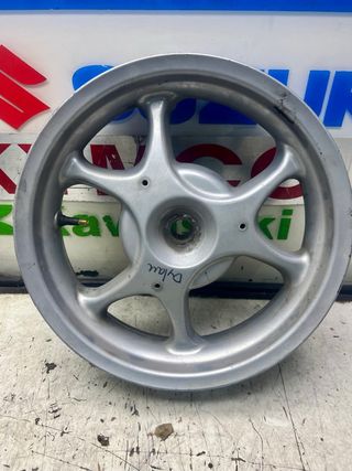 Llanta Trasera Honda Dylan 125cc