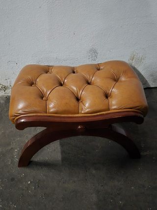 Otomana / Reposapiés de Cuero Marrón