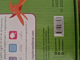 Libro puzzle Jugamos con Dinosaurios