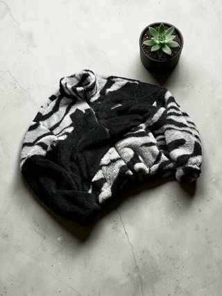 Chaqueta Polar Y2K Zebra Oversized Negro Gris