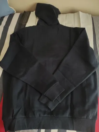 Sudadera azul marino con capucha y cremallera