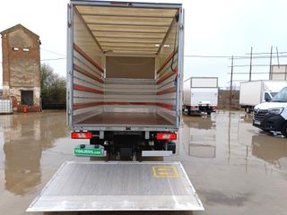 FORD TRANSIT TREND PAQUETERO TRAMPILLA 130 CV