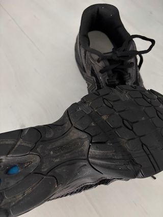 Zapatillas New Balance Negras modelo GR740BO