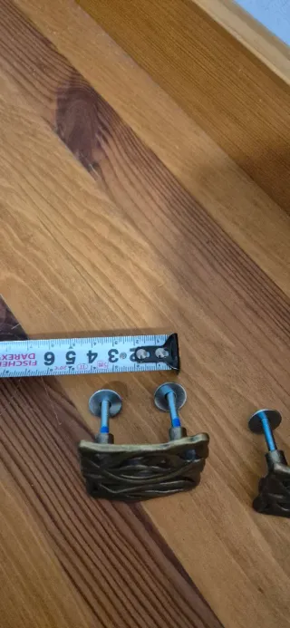 Tiradores ovalados de metal