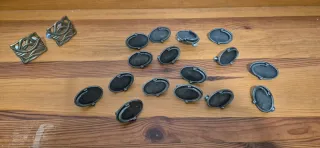 Tiradores ovalados de metal