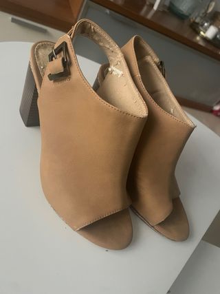 Botines Mustang Beige Talla 36