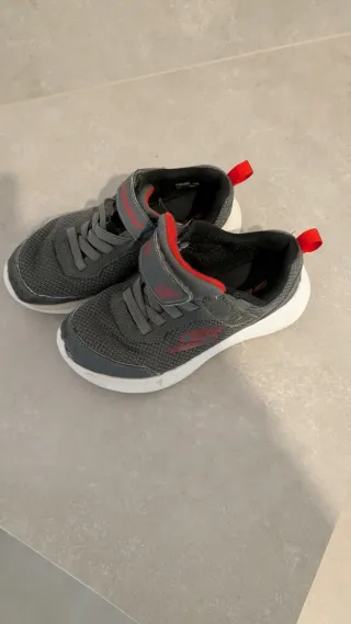 Scarpe Skechers Bambino Taglia 32 Grigio/Rosso